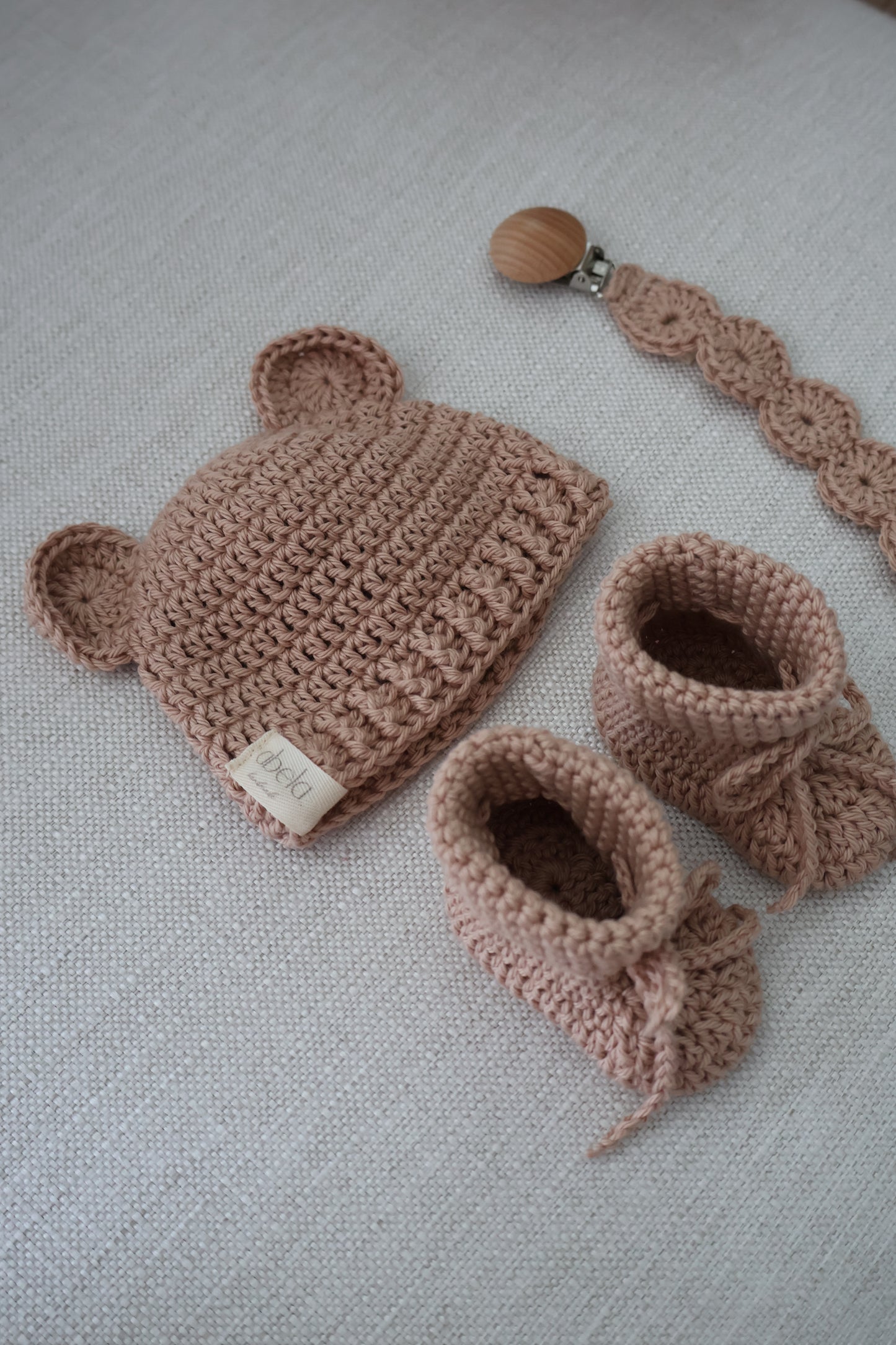 CONJUNTO MANTA E ACESSÓRIOS BEBÉ